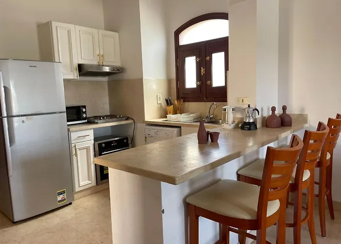 Apartman Sabina 1br Lagoon View With Shared Pool By Bfg Beit Fel Gouna Gurdaka