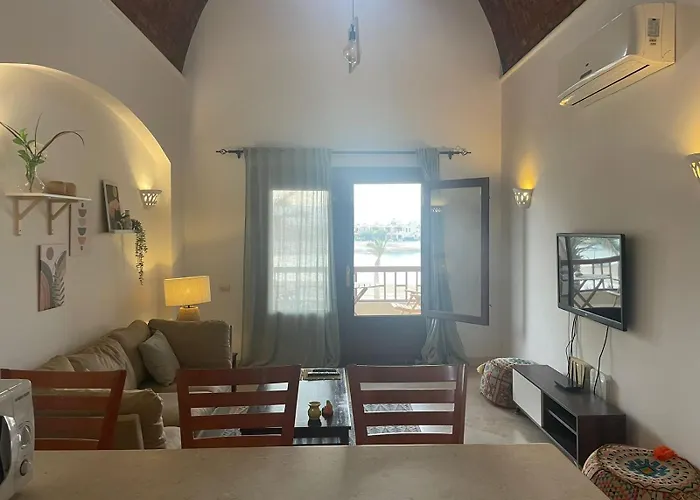 Sabina 1br Lagoon View With Shared Pool By Bfg Beit Fel Gouna Apartman Gurdaka